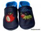 Preview: Lederpuschen dunkelblau-lichtblau, Namen links am Spann lichtblau und Stickerei Apfel und Schildkröte