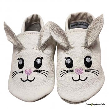 Krabbelschuhe in creme mit Hasengesicht