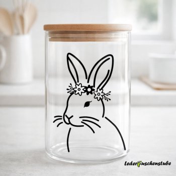 Plotterdatei Hase mit Blumenkranz | Designbeispiel auf einem Vorratsglas