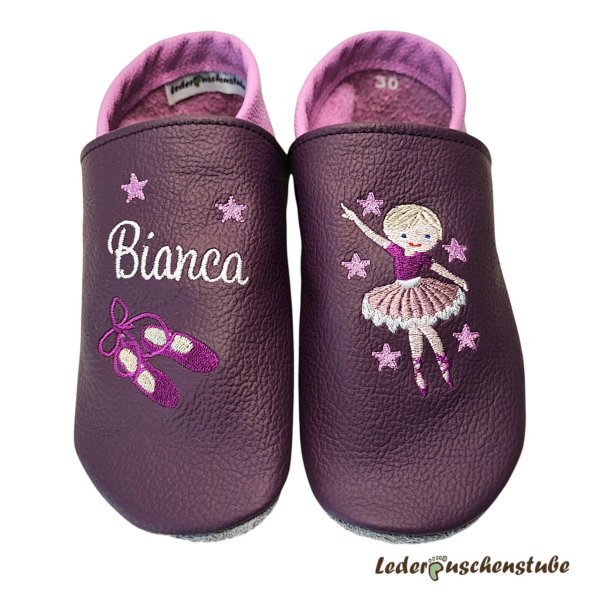 Lederpuschen pflaume-orchidee, mit Namen weiß, Balettschuhe flieder Sterne orchidee rechts sowie links Tänzerin (creme-hautfarbe-flieder-weiß-mauve nude-weiß-hautfarbe-flieder Sterne orchidee