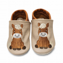 Lederpuschen in beige braun mit Stickerei Pony Ida von der Lederpuschenstube